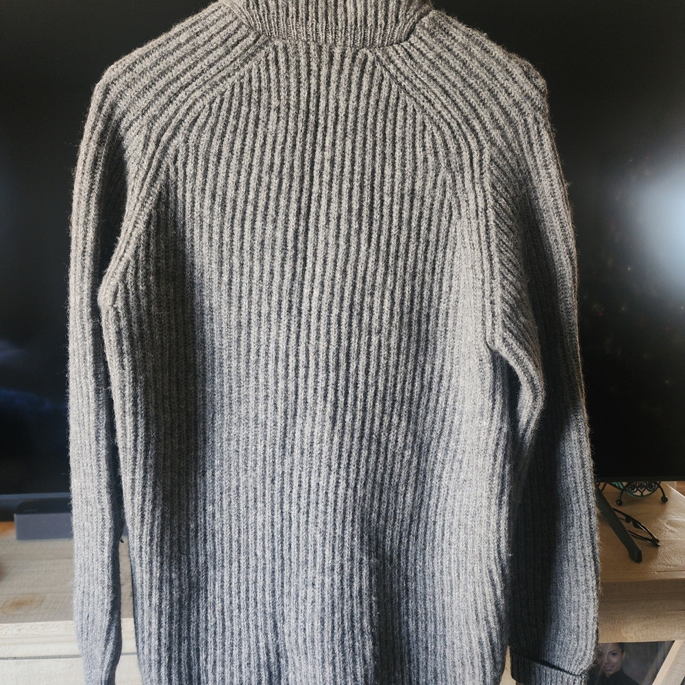 Pringle of Scotland Ribbed Wool Shawl Collar Cardigan | Heritage Button Sweater - Picture 4 of 9